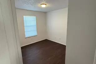 1715 Short St, Cleburne, TX 76033 - Photo 6