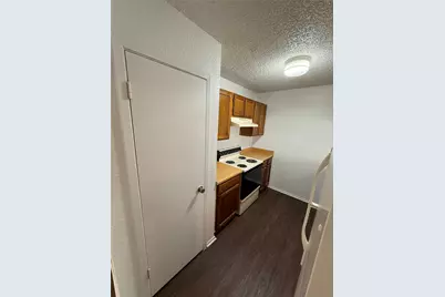 1715 Short Street #D, Cleburne, TX 76033 - Photo 10