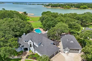 823 Carrie Ct, Lakewood Village, TX 75068 - Photo 4