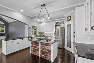 823 Carrie Ct, Lakewood Village, TX 75068 - Photo 8