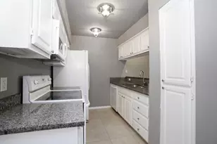5100 Verde Valley Ln, Dallas, TX 75254 - Photo 10
