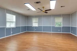 5205 Roxie St, Haltom City, TX 76117 - Photo 2