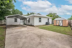 5205 Roxie St, Haltom City, TX 76117 - Photo 22