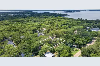 114 Forrest Oaks Drive, Gun Barrel City, TX 75156 - Photo 1