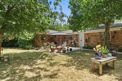 7017 Oakland Lane, North Richland Hills, TX 76180 - Photo 18