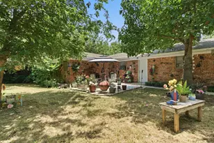 7017 Oakland Ln, North Richland Hills, TX 76180 - Photo 18