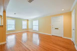 2819 Maple Springs Blvd, Dallas, TX 75235 - Photo 6