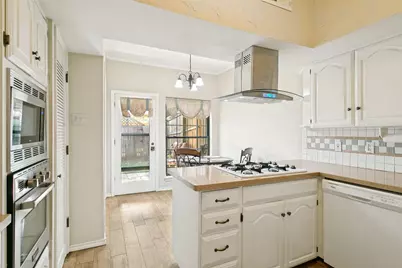 2022 Brookside Drive, Grapevine, TX 76051 - Photo 12
