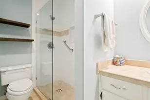2022 Brookside Dr, Grapevine, TX 76051 - Photo 18