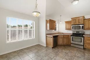 1712 Sully Ct, Stephenville, TX 76401 - Photo 8