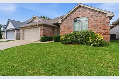 1712 Sully Court, Stephenville, TX 76401 - Photo 2