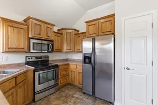 1712 Sully Ct, Stephenville, TX 76401 - Photo 10