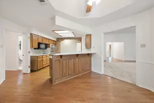 4003 Manorwood Ct, Arlington, TX 76016 - Photo 14