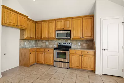 1904 Lazy Court, Granbury, TX 76048 - Photo 6