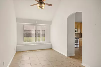 1904 Lazy Court, Granbury, TX 76048 - Photo 10