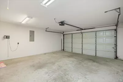 1904 Lazy Court, Granbury, TX 76048 - Photo 22
