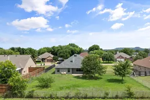 1904 Lazy Ct, Granbury, TX 76048 - Photo 28