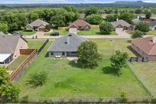 1904 Lazy Ct, Granbury, TX 76048 - Photo 30
