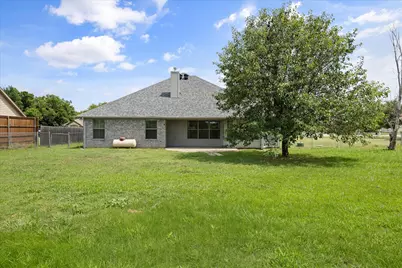 1904 Lazy Court, Granbury, TX 76048 - Photo 26