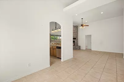 1904 Lazy Court, Granbury, TX 76048 - Photo 10
