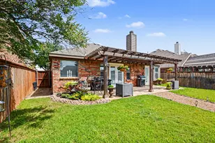 2759 Waterway Dr, Grand Prairie, TX 75054 - Photo 22