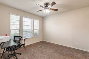 10024 Kemah Pl, McKinney, TX 75071 - Photo 10
