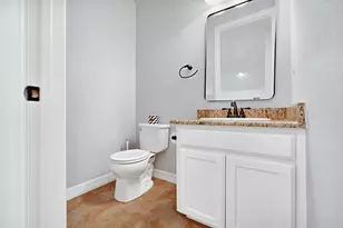 305 Main St, Roanoke, TX 76262 - Photo 32
