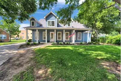 305 Main Street, Roanoke, TX 76262 - Photo 1
