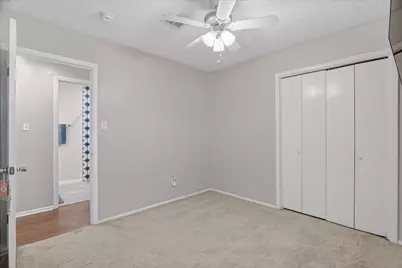 408 Grandview Drive, Granbury, TX 76049 - Photo 8