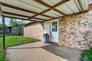 408 Grandview Dr, Granbury, TX 76049 - Photo 14