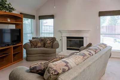 5833 Legend Lane, The Colony, TX 75056 - Photo 14