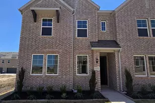 5713 Lakeview Dr, Watauga, TX 76148 - Photo 1