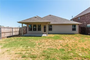 1404 Bluebird Dr, Little Elm, TX 75068 - Photo 28