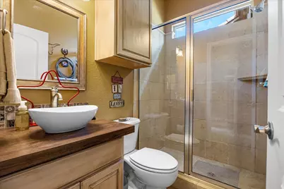 110 Valley View, Glen Rose, TX 76043 - Photo 26