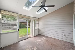 6101 Fox Hunt Dr, Arlington, TX 76001 - Photo 20