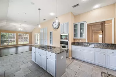 6101 Fox Hunt Drive, Arlington, TX 76001 - Photo 16