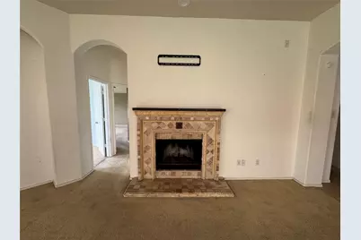 2033 Meadow Park Drive, Princeton, TX 75407 - Photo 8