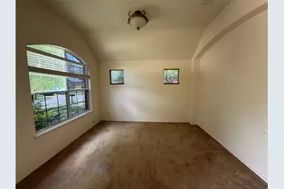 2033 Meadow Park Drive, Princeton, TX 75407 - Photo 2