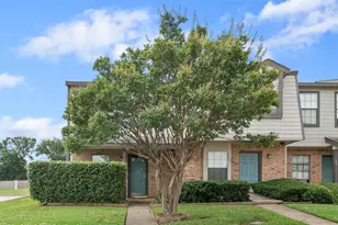 700 W Collins St, Denton, TX 76201 - Photo 2