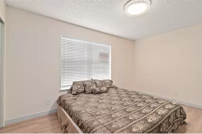 700 W Collins Street, Denton, TX 76201 - Photo 22