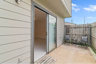 700 W Collins Street, Denton, TX 76201 - Photo 32