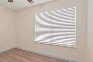 700 W Collins St, Denton, TX 76201 - Photo 26
