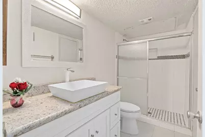 700 W Collins Street, Denton, TX 76201 - Photo 24