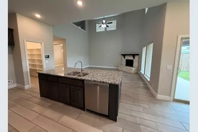 2304 Lonsdale Drive, Mansfield, TX 76084 - Photo 10