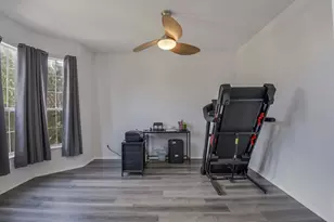 5428 Rolling Green Rd, Arlington, TX 76017 - Photo 6
