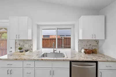 212 Mapleridge Drive, Rockwall, TX 75032 - Photo 14