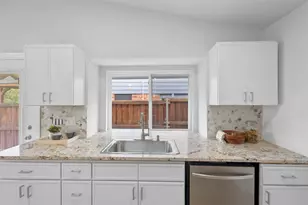 212 Mapleridge Dr, Rockwall, TX 75032 - Photo 14