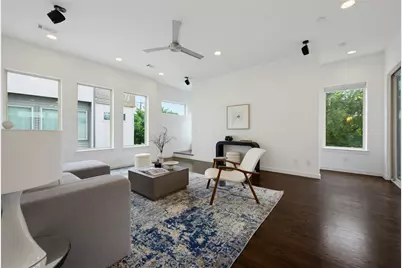 1915 Summit Avenue #1, Dallas, TX 75206 - Photo 2