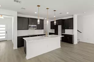 6910 Mission Tejas Dr, Dallas, TX 75228 - Photo 6
