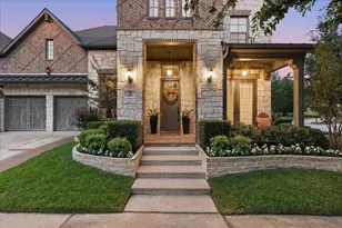 629 Sandy Ln, Flower Mound, TX 75022 - Photo 2